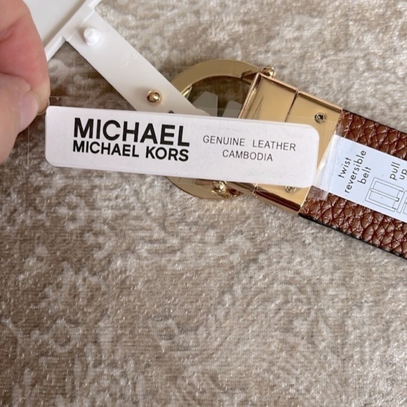 Brand New Michael Kors Genuine Leather Reversible Belt Tan Brown Logo Buckle - Picture 8 of 13